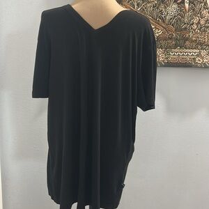 Bamboo Cool Black V-Neck Tee‎ Shirt. Size L